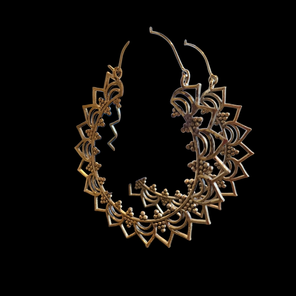 NWT - Boho Brass Hoop Earrings with Intricate Detailing - Picture 3 of 7